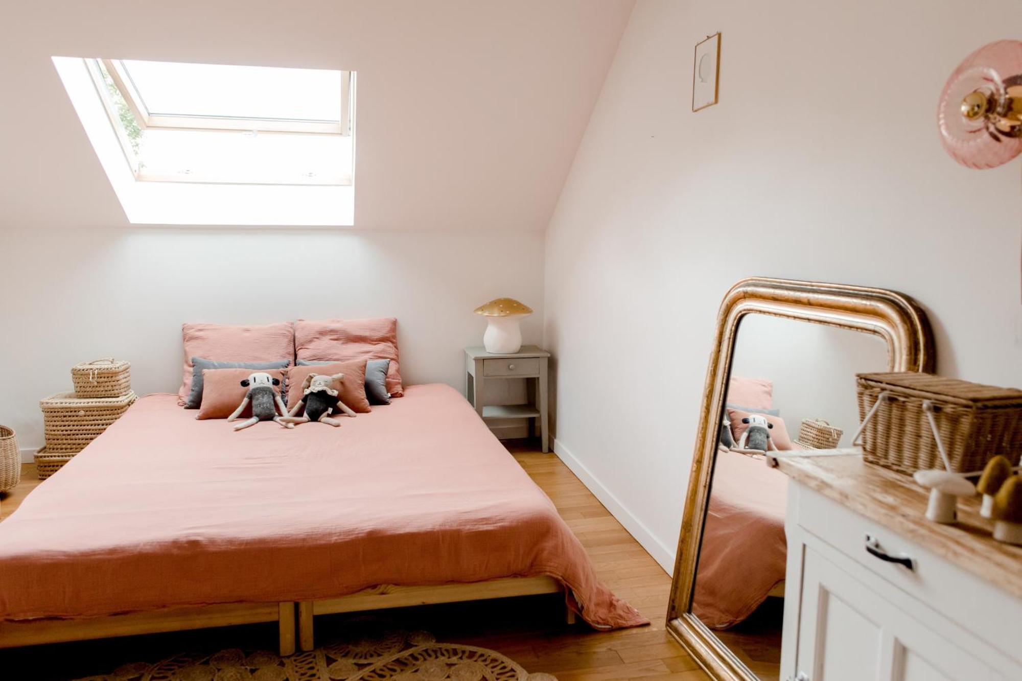 Logement Entier Ou A Partager Dans Maison Familiale A Rueil Malmaison, Proche De Paris La Defense Kültér fotó